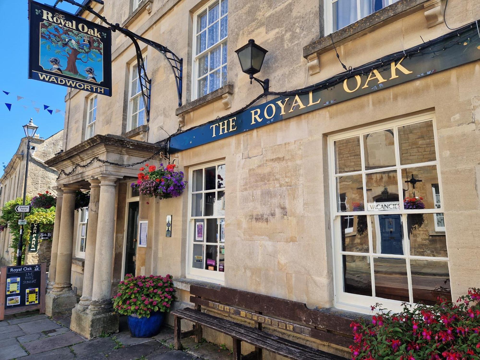 The Royal Oak Hotel Corsham Exterior foto